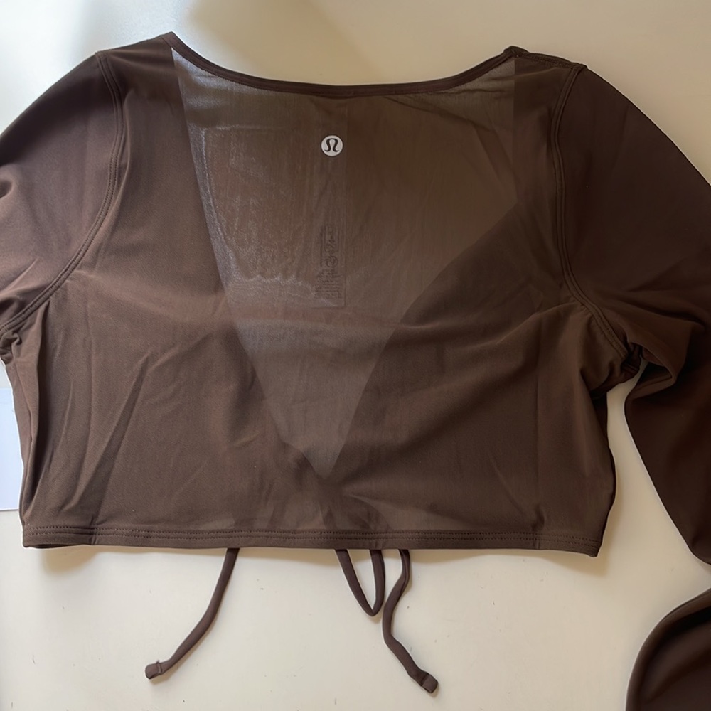 Lululemon Nulu Mesh-Back Tie-Front Cropped Cardigan
Walnut Crunch Size Small - Picture 8 of 9